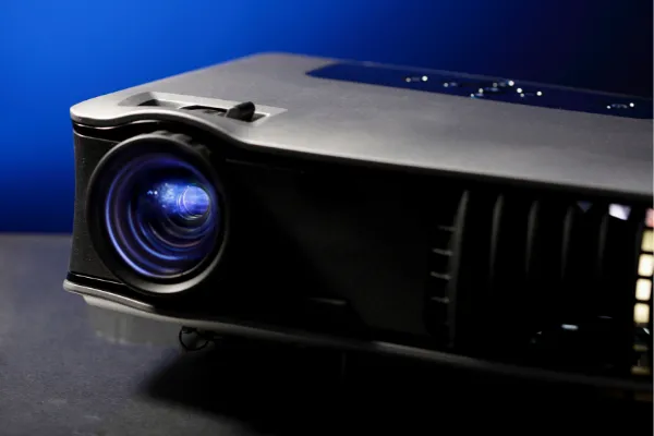 Пополнение товарного каталога  мультимедиа проекторами Пополнение товарного каталога  мультимедиа проекторами