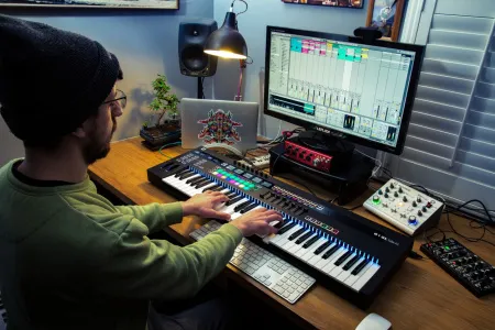 Купить Novation 61 SL MK III по выгодной цене в Казани
