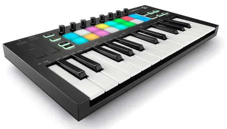 Купить NOVATION Launchkey 25 [MK3] по выгодной цене в Казани