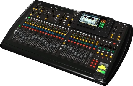 BEHRINGER X32 BEHRINGER X32