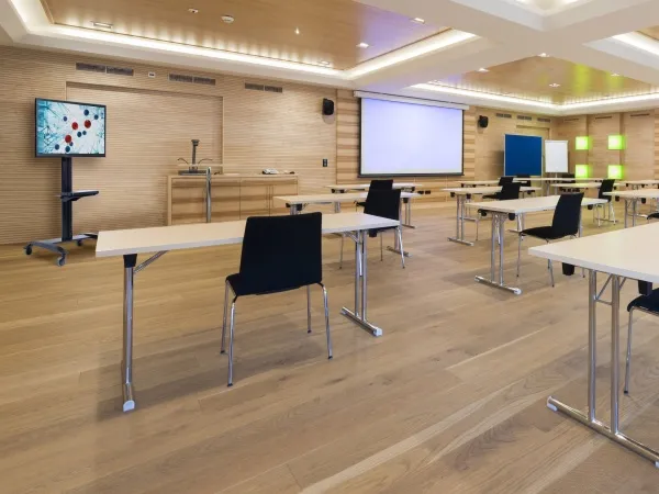 Peerless-AV SR560M Peerless-AV SR560M