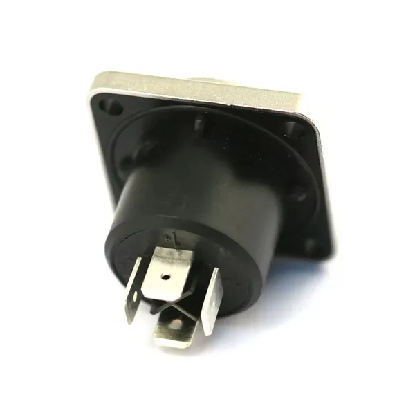 Neutrik NLT4MP 2-1200x1200