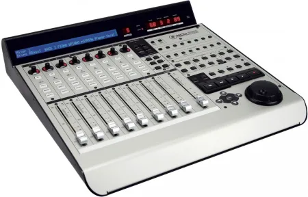 Купить MACKIE MCU PRO Control Universal PRO по выгодной цене в Казани