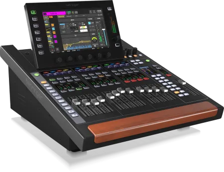 Купить BEHRINGER WING COMPACT по выгодной цене в Казани