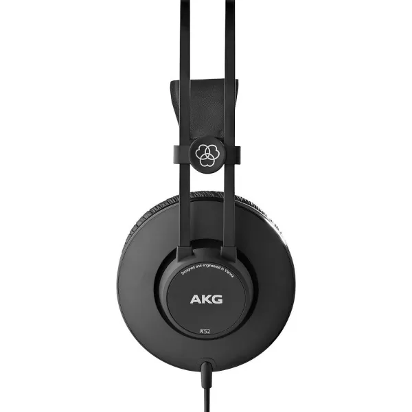 AKG K52