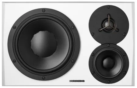 Купить Dynaudio LYD 48 R B/W по выгодной цене в Казани