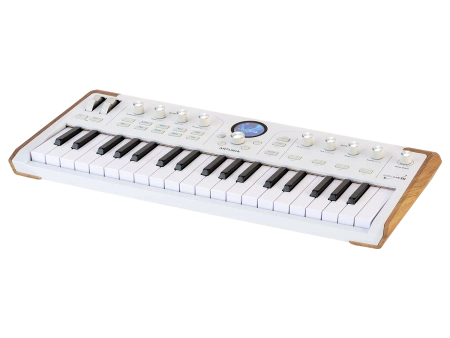 Купить Arturia AstroLab 37 White по выгодной цене в Казани